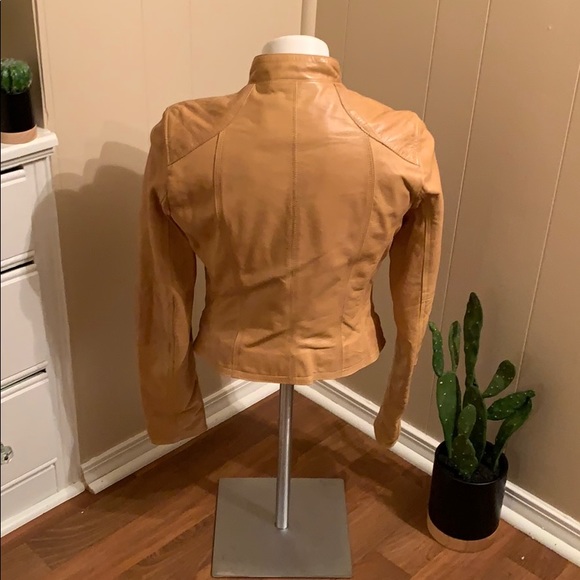 Tan Leather jacket - Picture 5 of 6